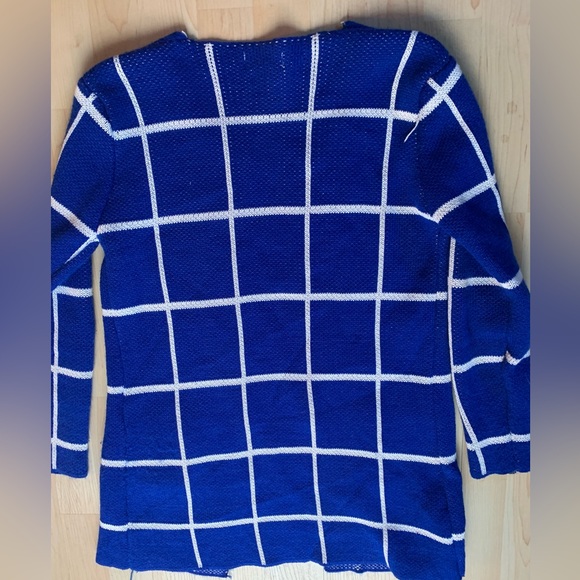 Angela Blue and White Checkered Grid Knit Cardigan - Picture 2 of 3